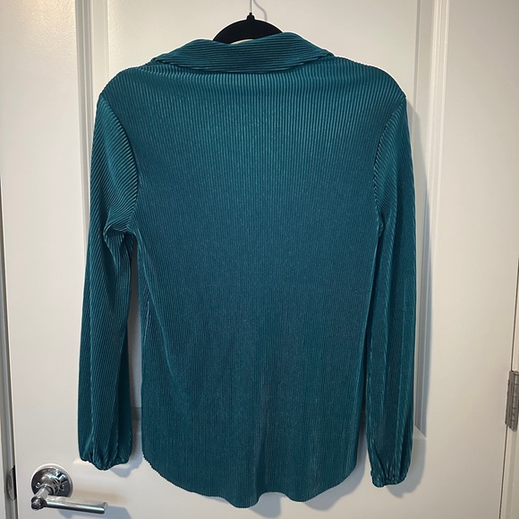 Ro & De Teal Pleated Set - Picture 6 of 7